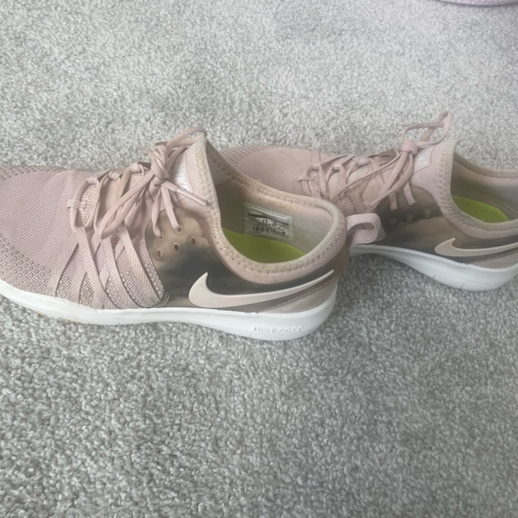 Nike Free Training Shoes - Picture 5 of 9